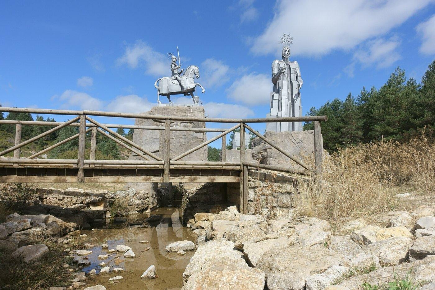 Monumento al nacimiento del río Tajo en Frías de Albarracín